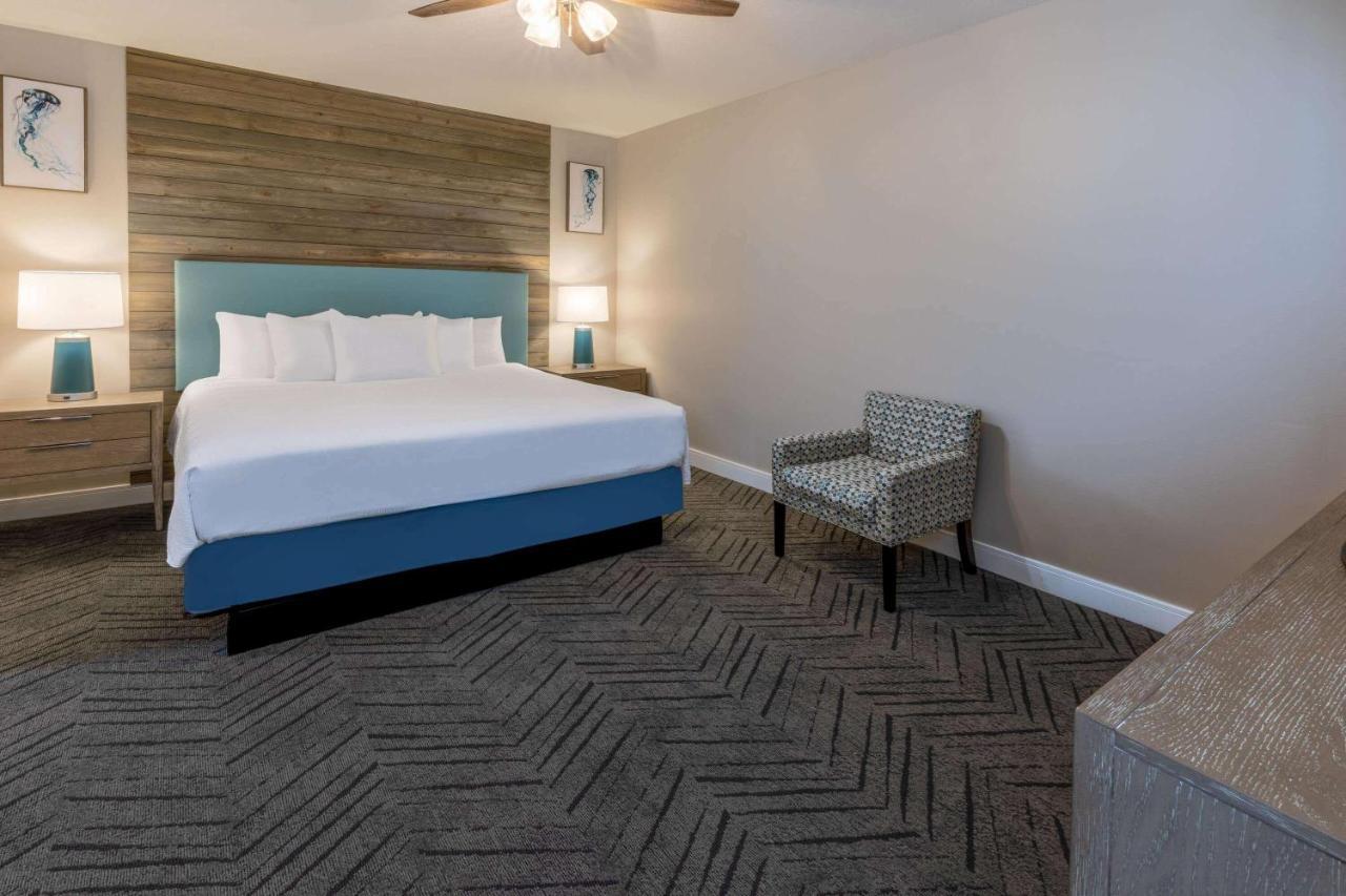 Escapes! To The Shores Orange Beach, A Ramada By Wyndham Exterior photo